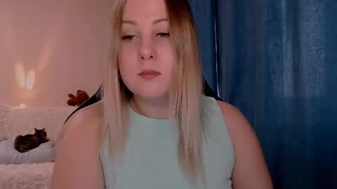 hi glad to chat online show from March 16, 7:23 am