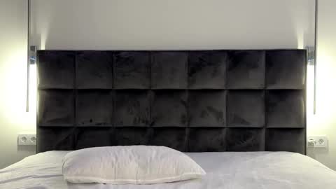 Goldie online show from December 19, 7:06 pm