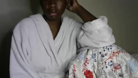 novaah online show from March 16, 1:52 am