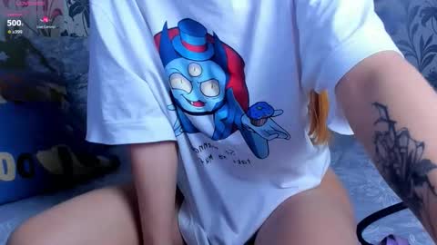 nuna_lisa online show from November 22, 10:01 pm