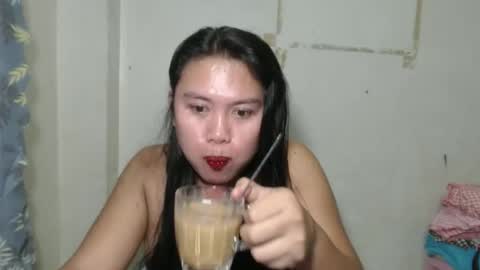 nylecummer online show from February 4, 9:29 pm