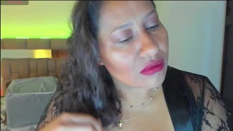 nyomi browm online show from September 15, 10:01 am