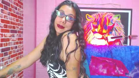 Nyra Rose online show from December 16, 5:13 am