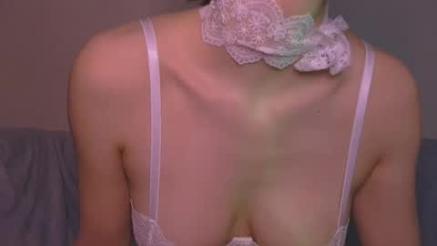 nyra_thira online show from November 19, 11:16 pm