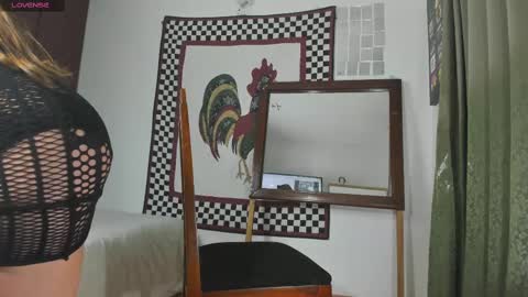 Laura nyu online show from December 28, 11:59 pm