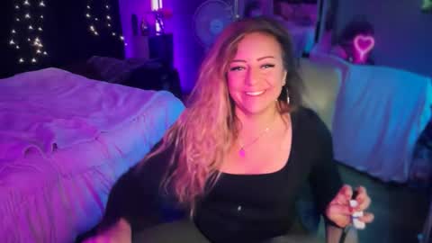 nyxxen online show from April 11, 12:50 am