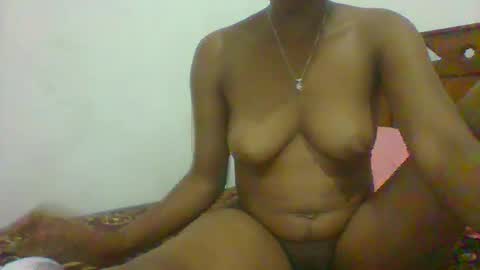 Snapshot of nzale chatting on October 4, 5:17 pm nzale online show from October 4, 5:17 pm