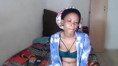 obsessedmimi online show from October 1, 5:12 am