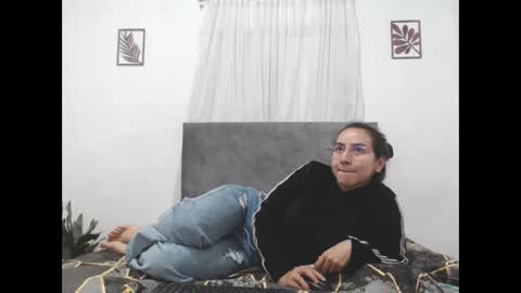 Val online show from October 4, 1:44 am