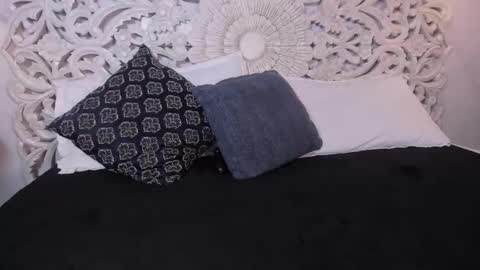 Ana  online show from October 28, 11:38 am