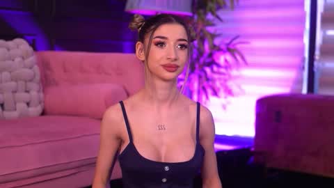 Odette online show from March 10, 6:17 am