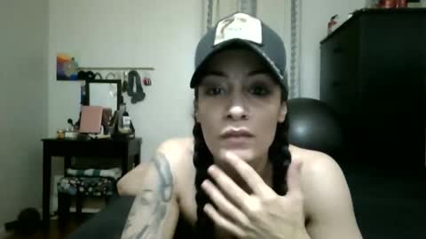 Snapshot of oglitcouple chatting on October 22, 3:55 am Lit en Cama online show from October 22, 3:55 am