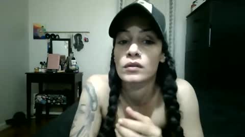 Snapshot of oglitcouple chatting on October 16, 6:27 am Lit en Cama online show from October 16, 6:27 am