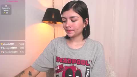 Snapshot of oh__holly chatting on February 25, 12:25 am  Holly  online show from February 25, 12:25 am
