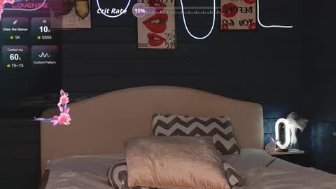 oh_my_julia online show from October 26, 6:58 pm