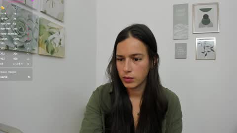 ohanna_ online show from March 8, 11:39 pm