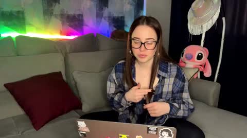 Nikki online show from November 18, 12:17 pm