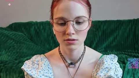 Yumi online show from April 11, 5:38 pm