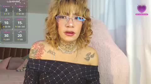 Olivia online show from October 20, 10:40 am