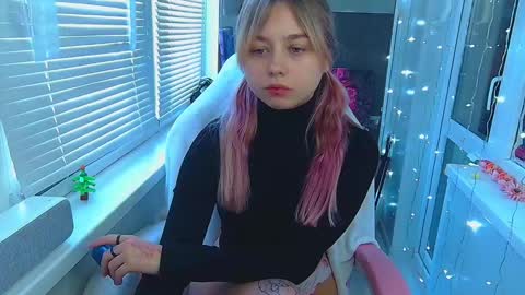 Olivia online show from December 21, 8:07 am