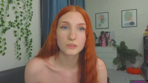  OLIVIA    online show from November 28, 10:35 pm