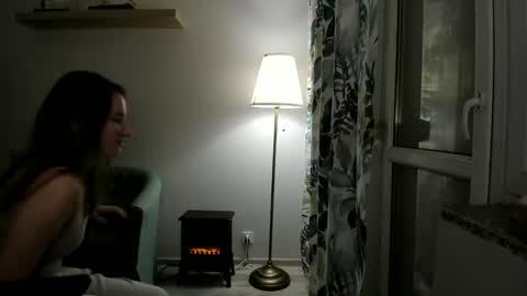 Oliwiaa2004 online show from January 7, 9:14 pm