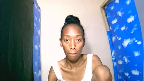 oliviah27 online show from October 3, 8:58 pm