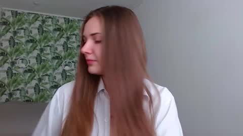 Olivia online show from October 15, 5:21 am