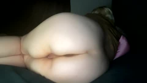 Snapshot of oliviaskies chatting on October 30, 6:05 am Olivia baby  online show from October 30, 6:05 am