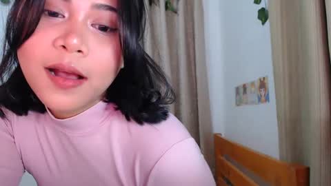 Snapshot of omariaennaid chatting on December 23, 8:57 pm Angel online show from December 23, 8:57 pm