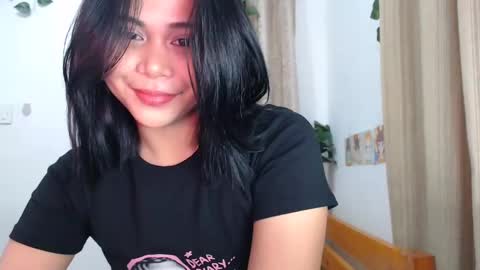 Snapshot of omariaennaid chatting on January 21, 10:41 pm Angel online show from January 21, 10:41 pm