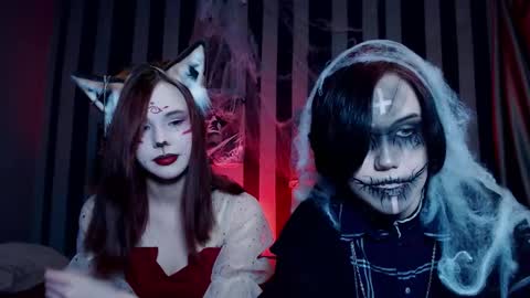 onaloon online show from October 31, 2:46 am