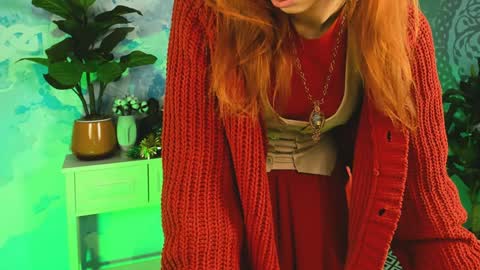 Snapshot of orianna_blade chatting on December 31, 1:08 pm Orianna - Hi Im into geek culture cosplay crafting LARP games. Shall we play DnD online show from December 31, 1:08 pm