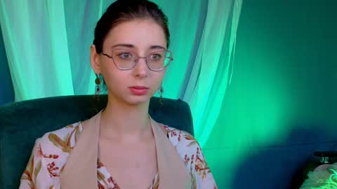 Snapshot of orianna_blade chatting on October 10, 1:27 pm Orianna - Hi Im into geek culture cosplay crafting LARP games. Shall we play DnD online show from October 10, 1:27 pm