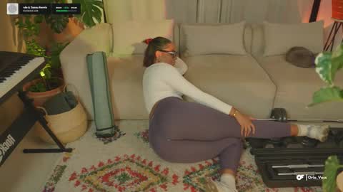 Orla online show from February 17, 1:05 am