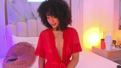 Oshun  online show from November 15, 12:28 pm