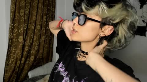 Otto 3 online show from December 20, 10:54 pm