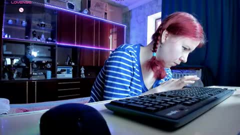 Ella online show from March 9, 6:39 am