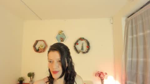 Paloma  online show from December 18, 9:08 pm