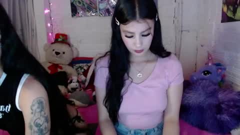 Pamela Reyess online show from November 28, 7:33 am