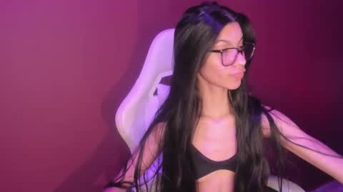  P A M  online show from November 29, 5:33 am