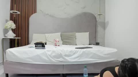 pamelabonnet_mml online show from February 20, 7:47 pm