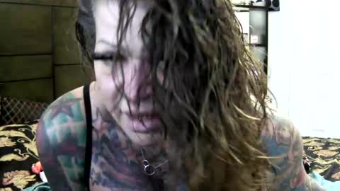 PAMELA GUNNS online show from October 16, 3:36 pm