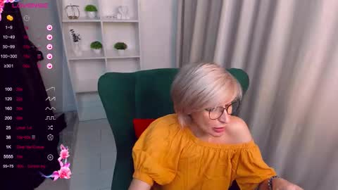 pamellamurphy online show from November 10, 7:25 am