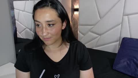 kitty online show from November 27, 9:34 am