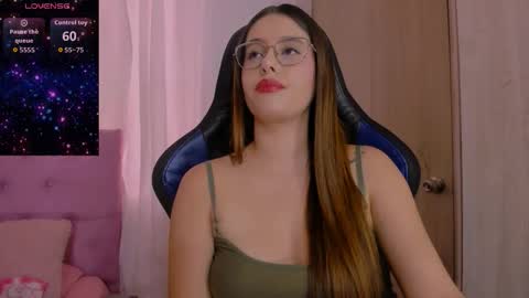 Paris online show from February 20, 6:53 pm