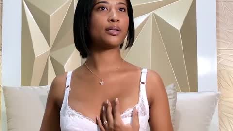 passionmacoll online show from September 26, 2:09 am