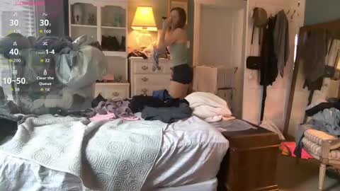 pastycakes online show from April 30, 4:56 pm