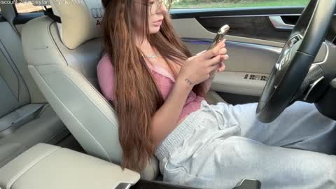 Andreea online show from October 20, 7:55 am