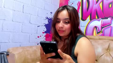 paula online show from December 26, 4:10 am